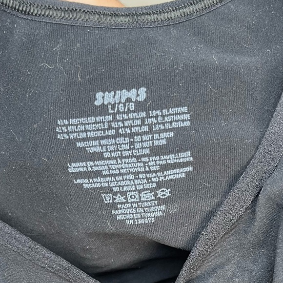 New without box Skims Seamless Sculpt Scoopneck Thong Bodysuit - Picture 4 of 4